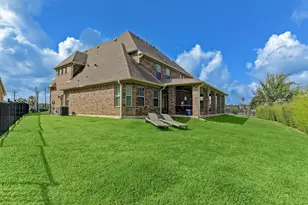 303 Twin Timbers Ln, Kemah, TX 77565 - Photo 5