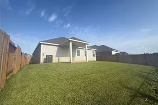 15683 Honey Cv Dr, Conroe, TX 77303 - Photo 3