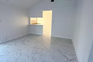 3010 McCrarey Dr, Houston, TX 77088 - Photo 5