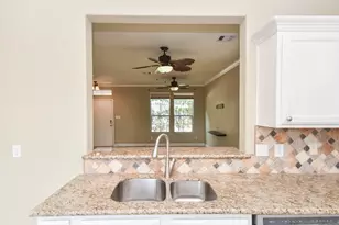 16843 Mammoth Springs Dr, Houston, TX 77095 - Photo 11