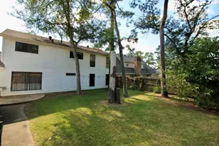4701 Spring Ln, Baytown, TX 77521 - Photo 19