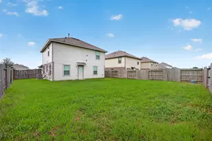 8623 River Crest Dr, Baytown, TX 77521 - Photo 31