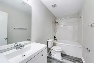 2630 Skyview Ridge Ct, Houston, TX 77047 - Photo 17