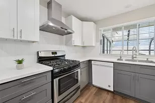 12034 Hedgegate Dr, Houston, TX 77065 - Photo 9