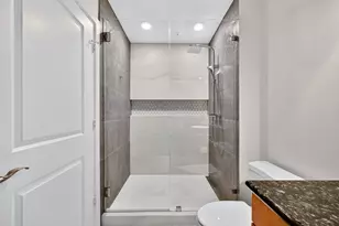 100 Willard St, Houston, TX 77006 - Photo 13