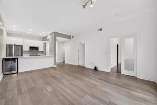 100 Willard St, Houston, TX 77006 - Photo 1