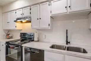 19414 Lazy Valley Dr, Katy, TX 77449 - Photo 9