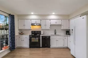 19414 Lazy Valley Dr, Katy, TX 77449 - Photo 7