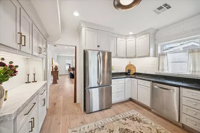 823 Sledge Street, Houston, TX 77009 - Photo 7