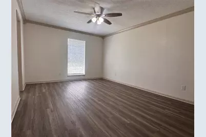 8223 Gulf Tree Lane, Houston, TX 77075 - Photo 9