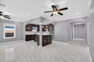 5814 Pate Rd, Houston, TX 77016 - Photo 9