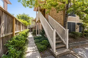 1311 Antoine Dr, Houston, TX 77055 - Photo 9
