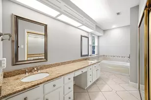 1215 Rosemeadow Dr, Houston, TX 77094 - Photo 27