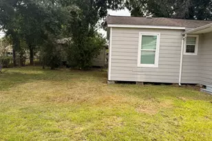 6642 Kernel St, Houston, TX 77087 - Photo 11