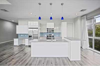 207 Pierce Street #305, Houston, TX 77002 - Photo 11