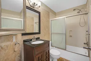 1427 Basswood Springs Ct, Houston, TX 77062 - Photo 31