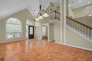 1427 Basswood Springs Ct, Houston, TX 77062 - Photo 9