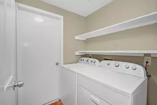 1427 Basswood Springs Ct, Houston, TX 77062 - Photo 19