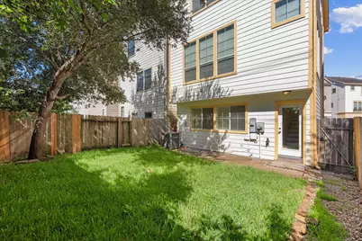 3318 Clearview Villa Way, Houston, TX 77025 - Photo 29
