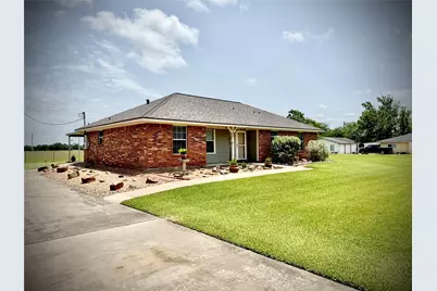 189 Wakefield Lane, Wharton, TX 77488 - Photo 3