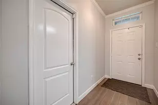 346 Apache Field Ln, La Marque, TX 77568 - Photo 5