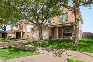 10523 Evergreen St, Baytown, TX 77523 - Photo 3