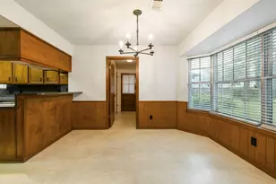 902 Castle Hill Trail, Houston, TX 77339 - Photo 13