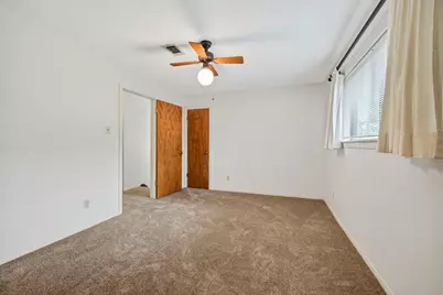 902 Castle Hill Trail, Houston, TX 77339 - Photo 27