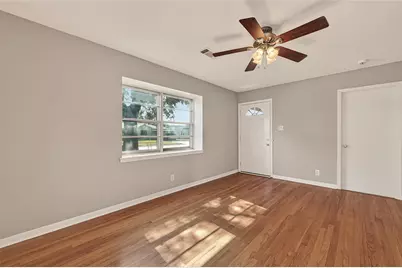 2703 Cypress Street, Pasadena, TX 77502 - Photo 9