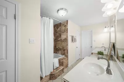 2504 Country Club Drive, Pearland, TX 77581 - Photo 23