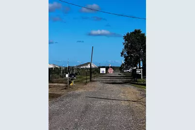 7119 Beau Rue Street, Hitchcock, TX 77563 - Photo 47