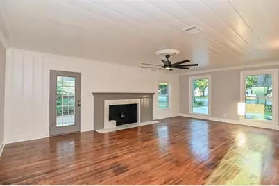 1031 Meyer Street, Sealy, TX 77474 - Photo 15