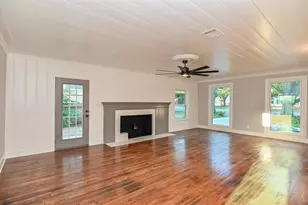 1031 Meyer St, Sealy, TX 77474 - Photo 15