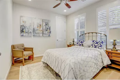 827 Dunleigh Meadows Lane Lane, Houston, TX 77055 - Photo 9