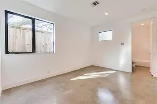 3930 Stanford St, Houston, TX 77006 - Photo 3