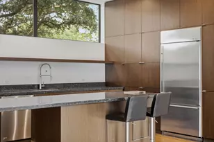 3930 Stanford St, Houston, TX 77006 - Photo 27