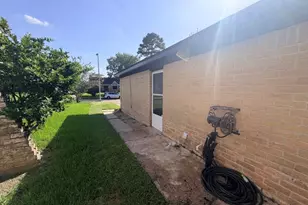 12727 Fern Forest Dr, Houston, TX 77044 - Photo 13