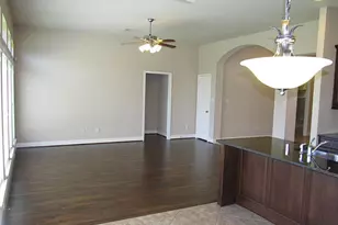 14104 Green Thicket Dr, Pearland, TX 77584 - Photo 21