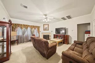 1906 Blue Quail Dr, Friendswood, TX 77546 - Photo 5