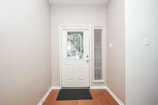 1910 Plum Creek Ln, Missouri City, TX 77489 - Photo 3