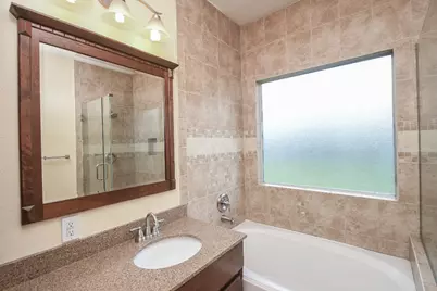 1910 Plum  Creek Lane, Missouri City, TX 77489 - Photo 11