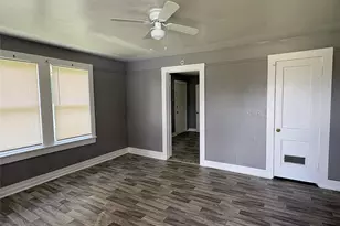 715 W 4th St, Freeport, TX 77541 - Photo 5