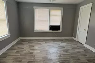 715 W 4th St, Freeport, TX 77541 - Photo 3