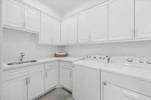 1327 Hunters Meadow Ln, Houston, TX 77055 - Photo 43