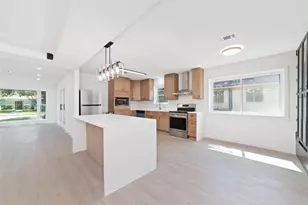 5950 Dumfries Dr, Houston, TX 77096 - Photo 9