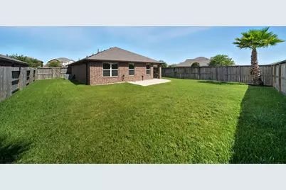 12801 Pirate Bend Drive, Texas City, TX 77568 - Photo 21