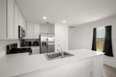 18323 Palazzo Romano Lane, New Caney, TX 77357 - Photo 9