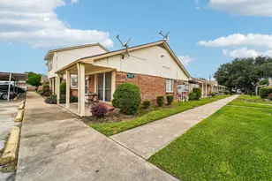 3326 Burke Rd, Pasadena, TX 77504 - Photo 3