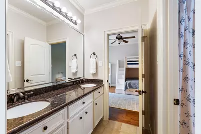 5202 Patrick Henry Street, Bellaire, TX 77401 - Photo 35