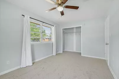 9802 Carmalee Street, Houston, TX 77075 - Photo 11